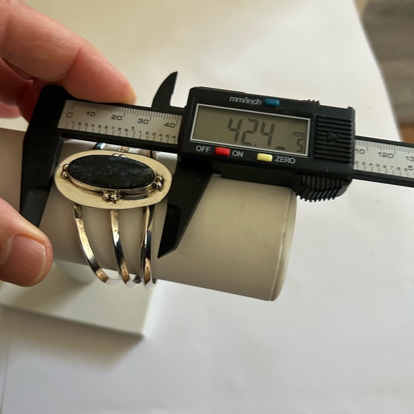 Sterling silver bangle - Picture 6 of 9